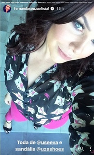 Fernanda Souza feet photo thumbnail