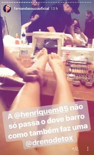 Fernanda Souza feet photo thumbnail