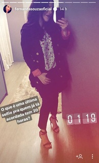 Fernanda Souza feet photo thumbnail