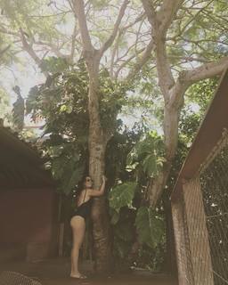 Fernanda Souza feet photo thumbnail