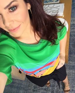 Fernanda Souza feet photo thumbnail