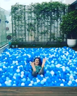 Fernanda Souza feet photo thumbnail