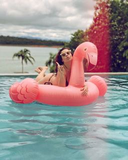 Fernanda Souza feet photo thumbnail