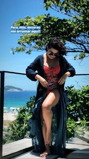 Fernanda Souza feet photo thumbnail