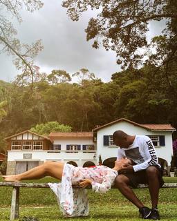 Fernanda Souza feet photo thumbnail