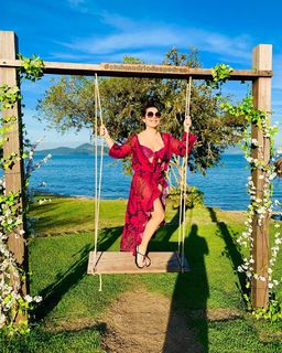 Fernanda Souza feet photo thumbnail