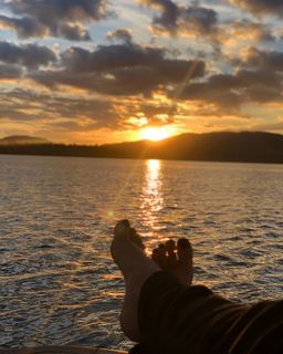 Fernanda Souza feet photo thumbnail