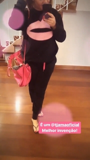 Fernanda Souza feet photo thumbnail