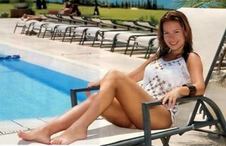 Fernanda Souza feet photo thumbnail