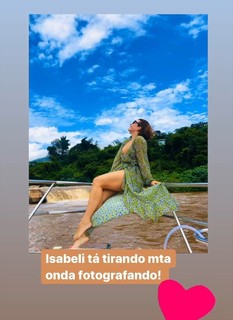 Fernanda Souza feet photo thumbnail