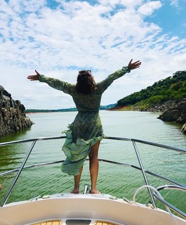 Fernanda Souza feet photo thumbnail