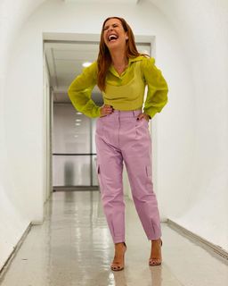 Fernanda Souza feet photo thumbnail