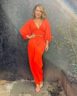 Fernanda Souza feet photo thumbnail