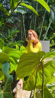 Fernanda Souza feet photo thumbnail