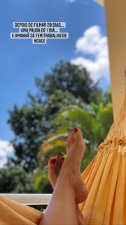 Fernanda Souza feet photo thumbnail