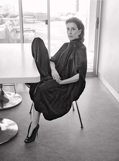 Fernanda Torres feet photo 3