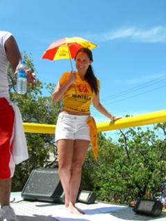 Fernanda Vasconcellos feet photo thumbnail