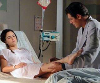 Fernanda Vasconcellos feet photo thumbnail