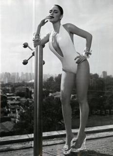 Fernanda Vasconcellos feet photo thumbnail