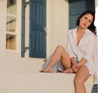 Fernanda Vasconcellos feet photo thumbnail