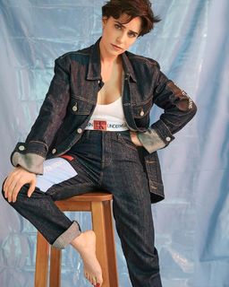 Fernanda Vasconcellos feet photo thumbnail