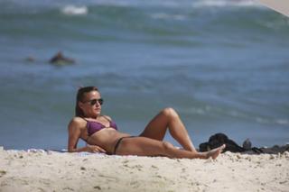 Fernanda de Freitas feet photo thumbnail