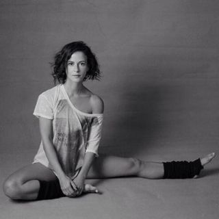 Fernanda de Freitas feet photo thumbnail