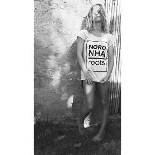 Fernanda de Freitas feet photo thumbnail