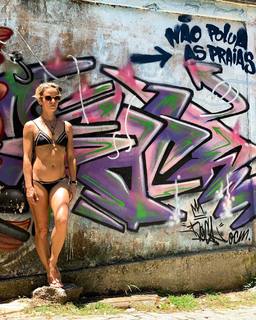 Fernanda de Freitas feet photo thumbnail