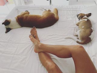 Fernanda de Freitas feet photo thumbnail