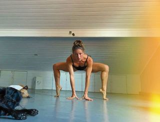 Fernanda de Freitas feet photo thumbnail