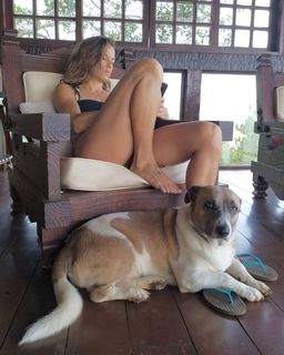 Fernanda de Freitas feet photo thumbnail