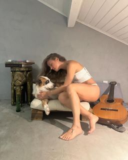 Fernanda de Freitas feet photo thumbnail