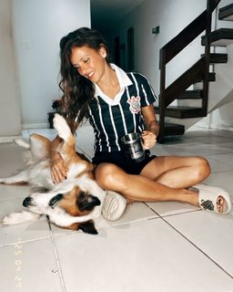 Fernanda de Freitas feet photo thumbnail