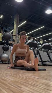 Fernanda de Freitas feet photo thumbnail