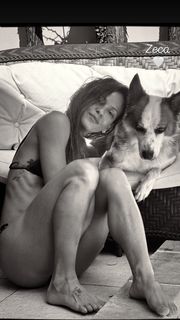 Fernanda de Freitas feet photo thumbnail