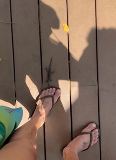 Fernanda de Freitas feet photo thumbnail