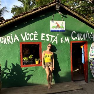 Fernanda de Freitas feet photo thumbnail