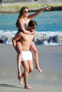 Ferne McCann feet photo thumbnail