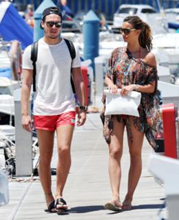 Ferne McCann feet photo thumbnail