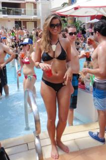 Ferne McCann feet photo thumbnail