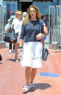 Ferne McCann feet photo thumbnail