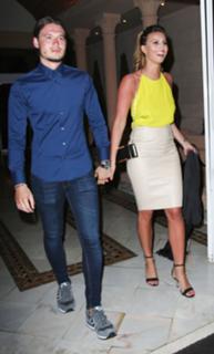 Ferne McCann feet photo thumbnail