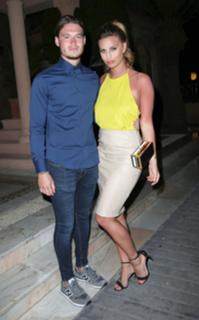 Ferne McCann feet photo thumbnail