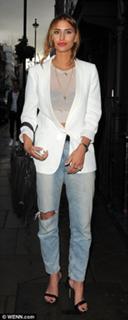 Ferne McCann feet photo thumbnail