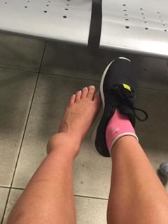 Ferne McCann feet photo thumbnail