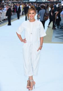 Ferne McCann feet photo thumbnail