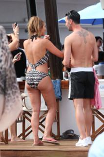 Ferne McCann feet photo thumbnail