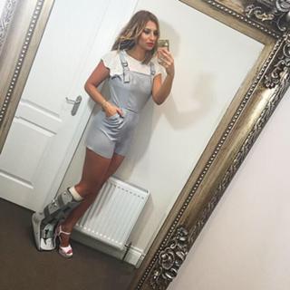 Ferne McCann feet photo thumbnail
