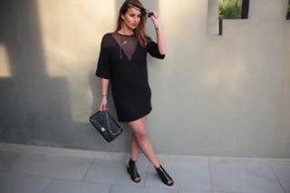 Ferne McCann feet photo thumbnail